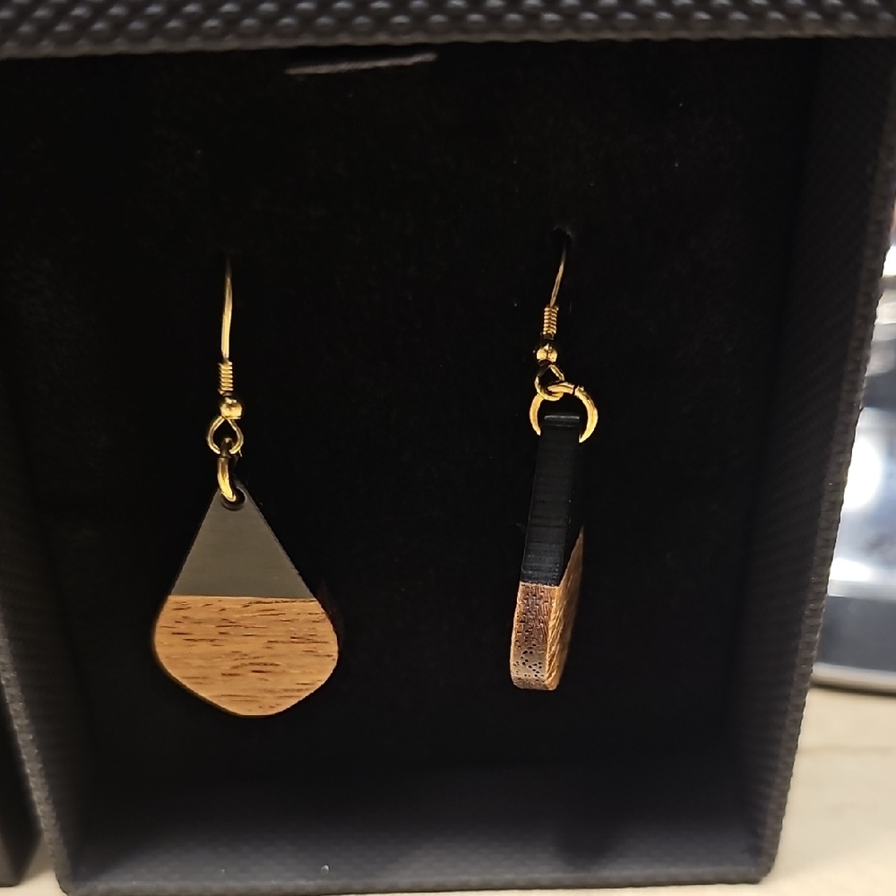 Wooden Light Weight Black and Brown Teardrop Earrings